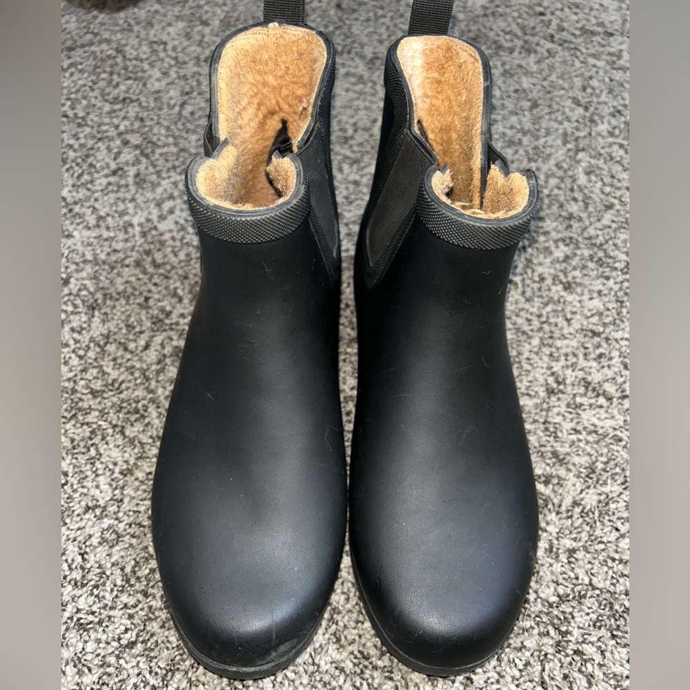Chooka Black Winter Boots with Tan Lining